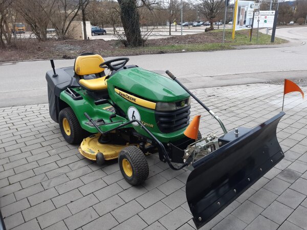John Deere X300R
