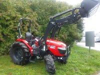 Branson 5025 R mit Frontlader